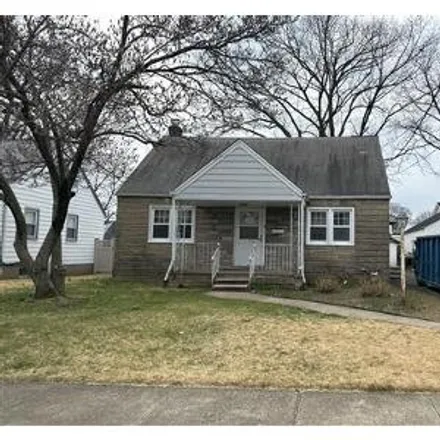 Buy this 3 bed house on 4th Street in Fair Lawn, NJ 07410