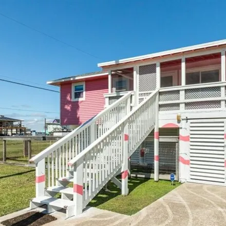 Image 9 - 420 Texas Street, Surfside Beach, Brazoria County, TX 77541, USA - House for sale