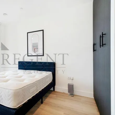 Image 6 - Friary Road, London, W3 6NN, United Kingdom - Apartment for rent