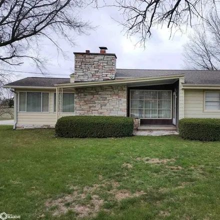 Buy this 2 bed house on 853 West Prairie Street in Creston, IA 50801