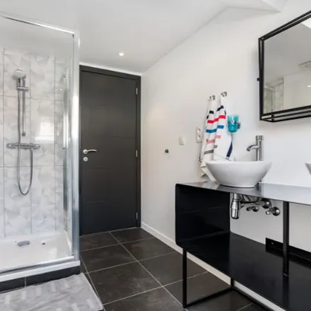 Rent this 1 bed apartment on Rue Mercelis - Mercelisstraat 10 in 1050 Ixelles - Elsene, Belgium