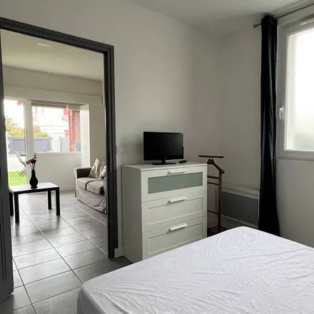 Rent this 1 bed apartment on 64250 Cambo-les-Bains
