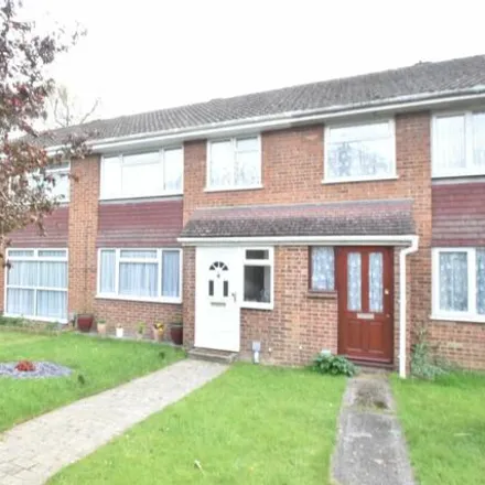 Buy this 3 bed townhouse on Hornbeam Close in Ashford, TN23 3DZ