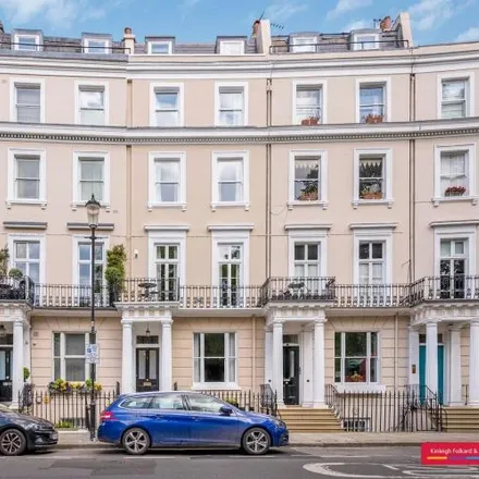 Image 7 - 12 Royal Crescent, London, W11 4SL, United Kingdom - Apartment for rent