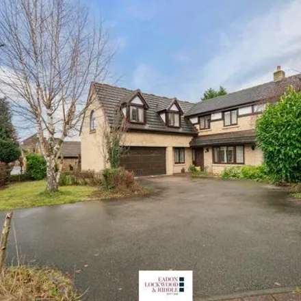 Image 2 - Beeden Close, Thrybergh, S65 4BF, United Kingdom - House for sale