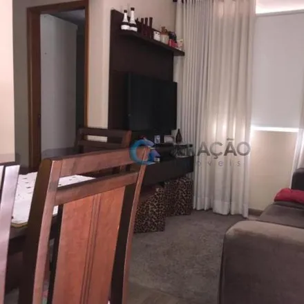 Buy this 2 bed apartment on Edifício Maria Dalva in Avenida Cidade Jardim 1065, Vila Luchetti