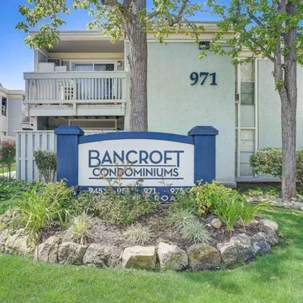 Image 2 - 1000 Bancroft Road, Concord, CA 94518, USA - Condo for sale