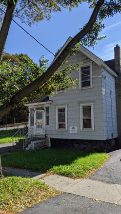 Rent this 3 bed house on Rowland Ave in Syracuse, NY