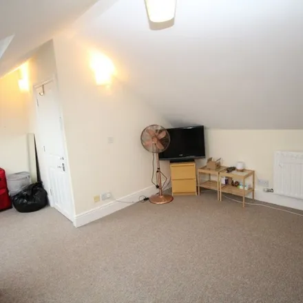 Rent this 3 bed apartment on Malmesbury Road in Chippenham, SN15 5LN