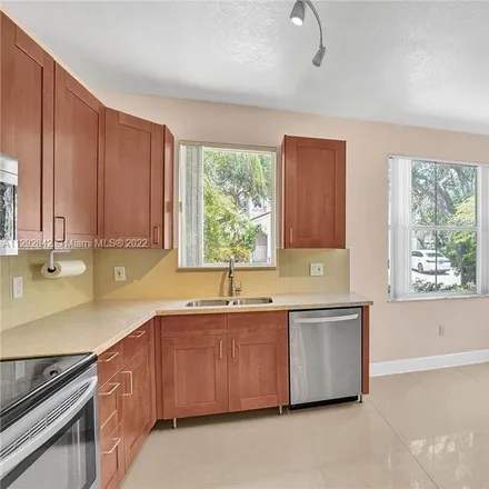 Image 4 - 1565 Yellowheart Way, Hollywood, FL 33019, USA - Townhouse for rent