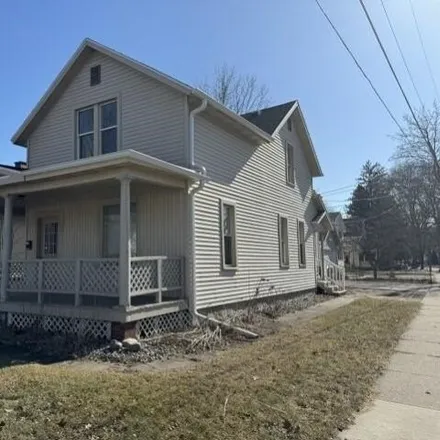 Buy this 5 bed house on 1313 Prospect Avenue in Wausau, WI 54403