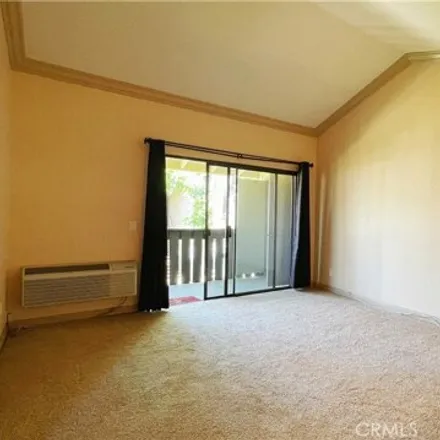 Image 6 - Leasing Office, Banbury Drive, Riverside, CA 92505, USA - Condo for rent