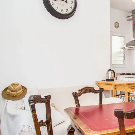 Rent this 3 bed apartment on Farmàcia Losa Gaspà in Esther, Carrer de Garcilaso