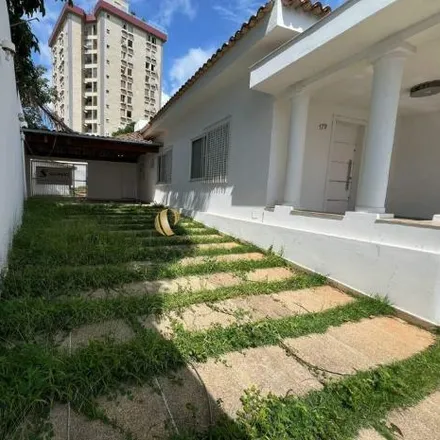 Rent this 8 bed house on Rua Marechal Deodoro in Boa Vista, Sete Lagoas - MG