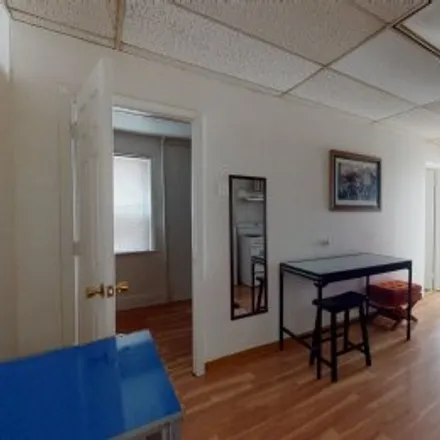Rent this 3 bed apartment on 3641 South Union Avenue in Bridgeport, Chicago