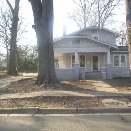 Buy this 4 bed house on 423 North West Street in Morrilton, AR 72110