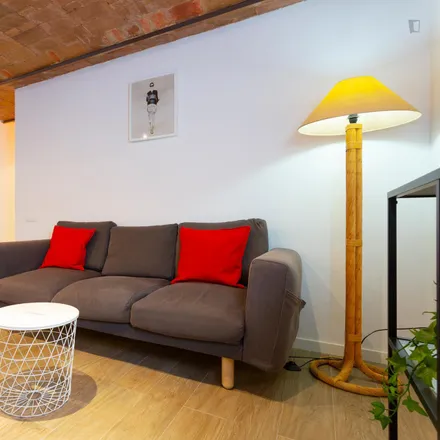 Image 4 - Carrer de Mallorca, 142, 08036 Barcelona, Spain - Apartment for rent
