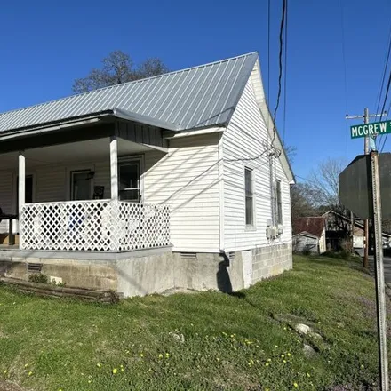 Buy this 2 bed house on 298 Perkins Street in Pulaski, TN 38478