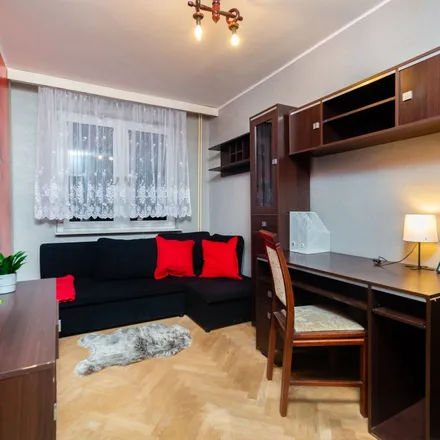 Rent this 3 bed room on Józefa Kraszewskiego 32 in 81-815 Sopot, Poland