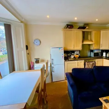 Image 3 - The Deane House, Belvedere Road, Taunton, TA1 1HE, United Kingdom - Apartment for sale