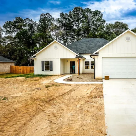 Buy this 4 bed house on 699 Highland Drive in Kilgore, TX 75662