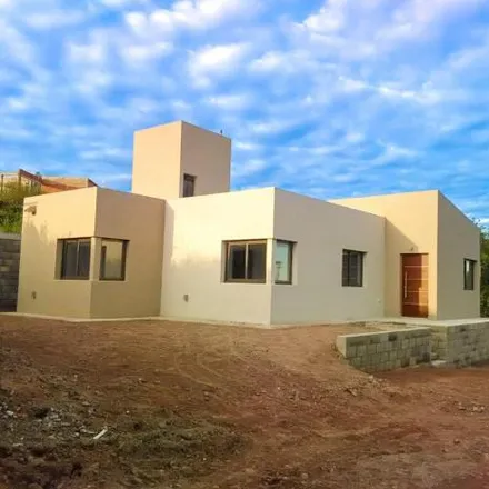 Buy this 3 bed house on Iani Karstow in Los Jacintos, Cuesta Colorada - La Calera