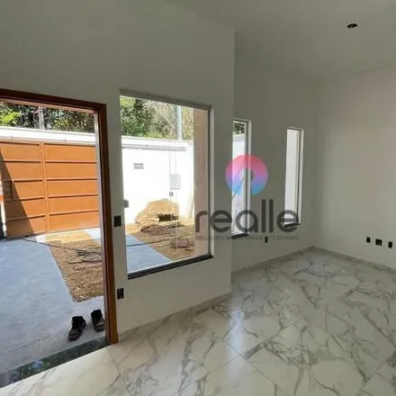 Buy this 3 bed house on Rodovia Prefeito Américo Renê Giannetti in Perobas, São José da Lapa - MG