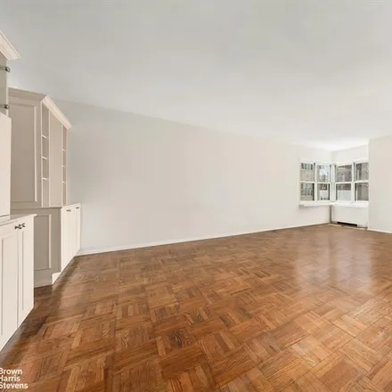 Image 4 - 20 EAST 9TH STREET 12N in Greenwich Village - Apartment for sale