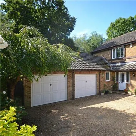 Image 1 - Anthony Wall, Chavey Down, RG42 3UL, United Kingdom - House for sale