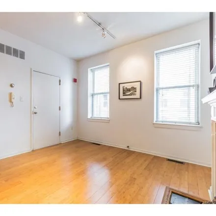 Image 7 - 326 South 17th Street, Philadelphia, PA 19145, USA - Townhouse for rent