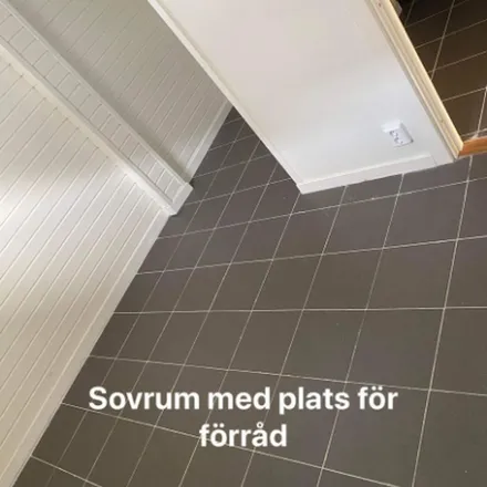 Rent this 2 bed apartment on Jonsavägen in 311 75 Falkenberg, Sweden
