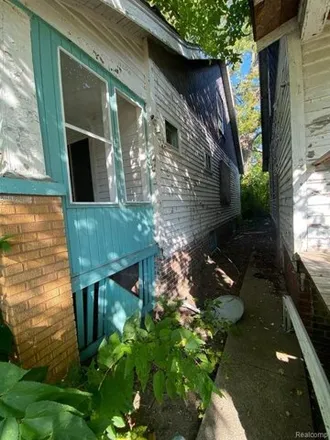 Image 3 - 15074 Mendota Avenue, Detroit, MI 48238, USA - House for sale