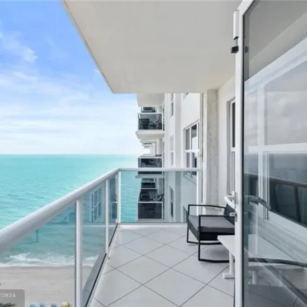 Image 1 - 3524 Galt Ocean Drive, Fort Lauderdale, FL 33308, USA - Condo for rent