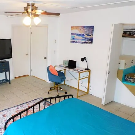 Rent this 2 bed house on Solana Beach in CA, 92075