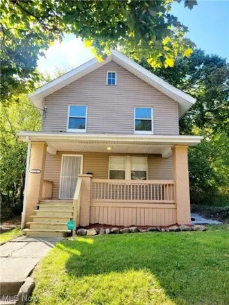 Buy this 4 bed house on 678 Fultz Street in Akron, OH 44307