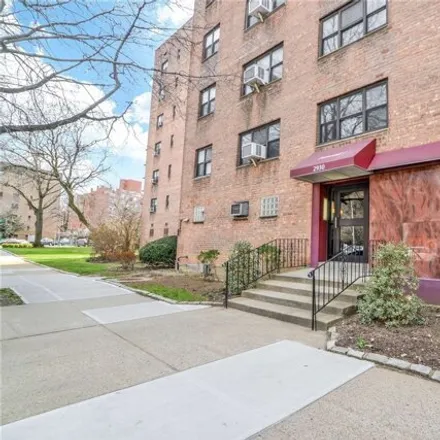 Image 1 - 29-30 138th Street, New York, NY 11354, USA - Apartment for sale