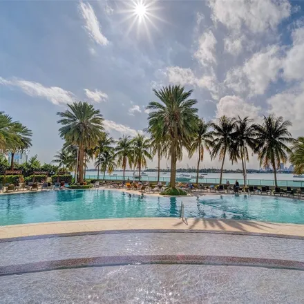 Rent this studio condo on Flamingo Resort Residences in Bay Road, Miami Beach