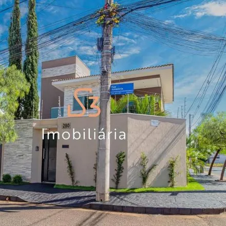 Buy this 4 bed house on Avenida Itaipu in Granada, Uberlândia - MG