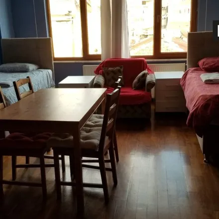 Image 3 - Halk Eczanesi, Bilezikçi Sokağı, 34375 Şişli, Turkey - Room for rent
