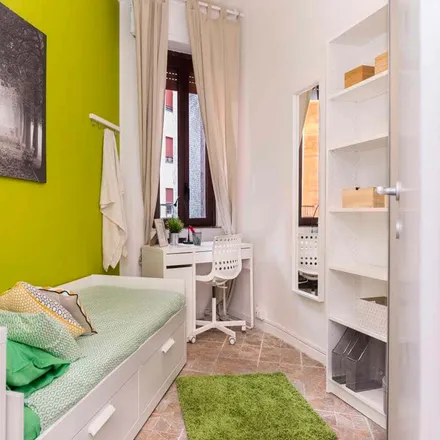 Rent this 3 bed room on Largo Cavalieri di Malta in 6, 20146 Milan MI