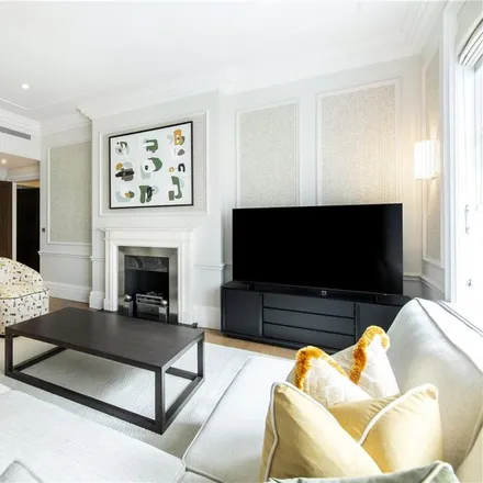 Rent this 3 bed apartment on 55-73 Duke Street in London, W1K 6JA