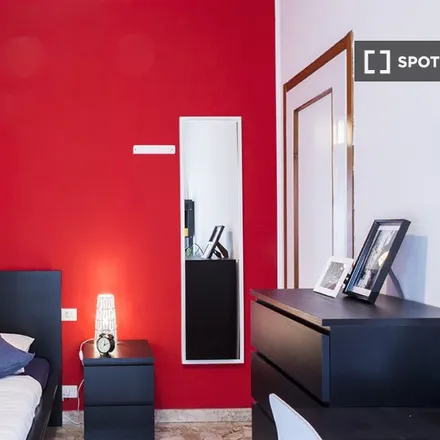 Rent this 5 bed room on Via La Loggia in 7, 10134 Turin Torino