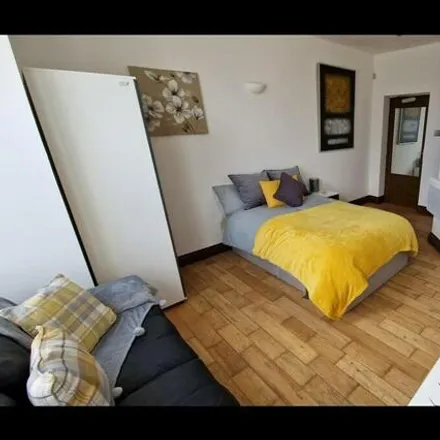Rent this studio apartment on 3;3A Windsor Road in Manchester, M40 1QQ