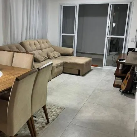 Buy this 3 bed apartment on Smoked Burgers in Rua Barão de Teffé 296, Anhangabaú