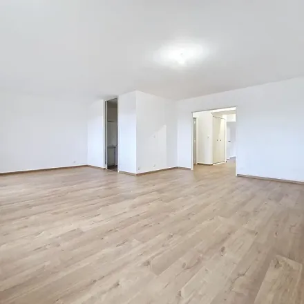 Rent this 4 bed apartment on 17 Rue Migette in 57045 Metz, France