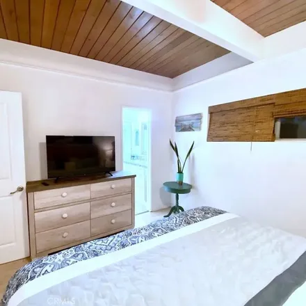 Rent this 3 bed apartment on 31915 9th Avenue in South Laguna, Laguna Beach