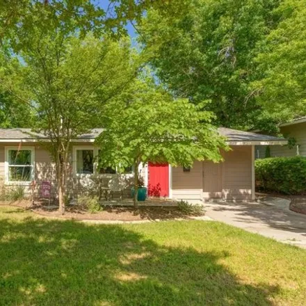 Image 2 - 4608 South 2nd Street, Austin, TX 78745, USA - House for sale