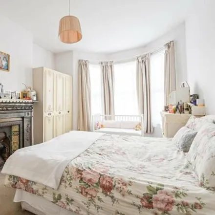 Image 3 - Shacklewell Road, London, N16 7TN, United Kingdom - Townhouse for sale