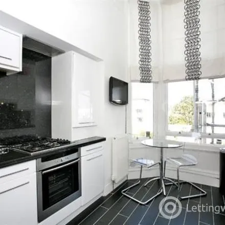 Image 7 - 4;4b Queen's Gardens, Aberdeen City, AB15 4YD, United Kingdom - Apartment for rent