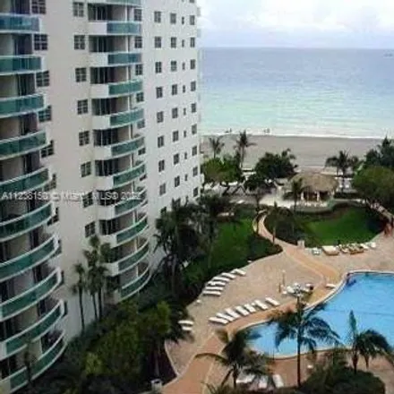 Image 2 - South Ocean Drive, Hollywood, FL 33009, USA - Condo for rent